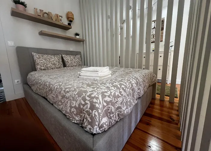 Bonjardim Bright Oporto